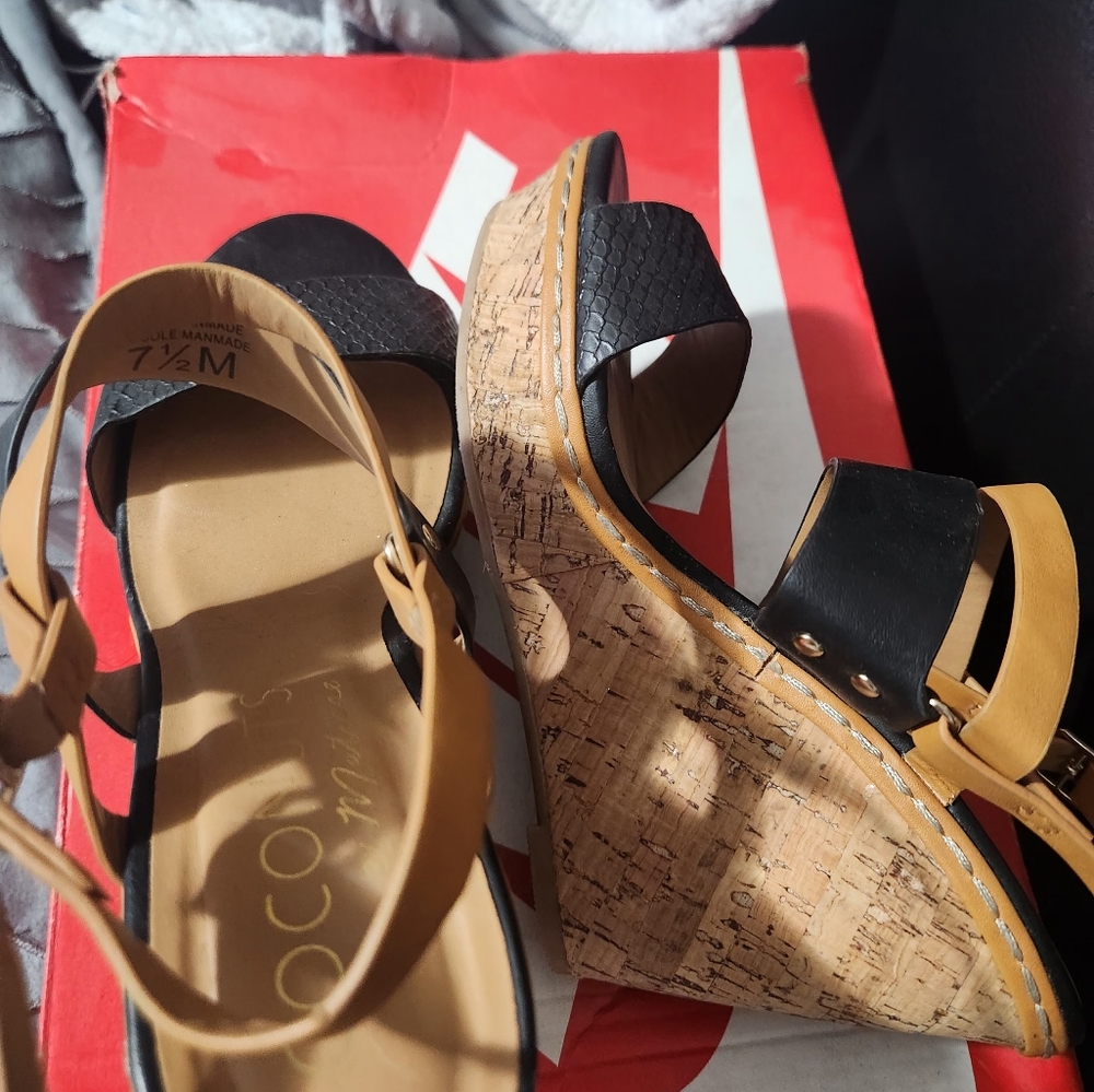 Wedges - Picture 3 of 3